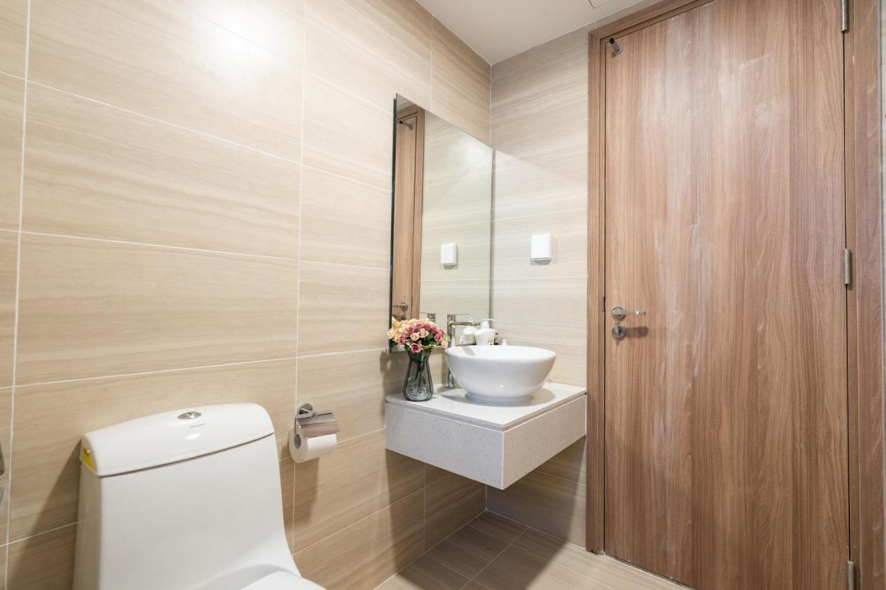 1St District/3Br Luxurious Apartment-The Soho Ho Chi Minh-staden Exteriör bild